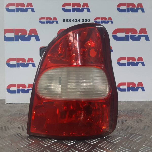 PILOTO TRASERO DERECHO KIA CARNIVAL [J3]