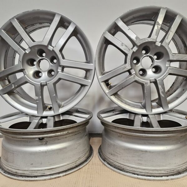 JUEGO LLANTAS SEAT TOLEDO (1M2) [6LL601025]