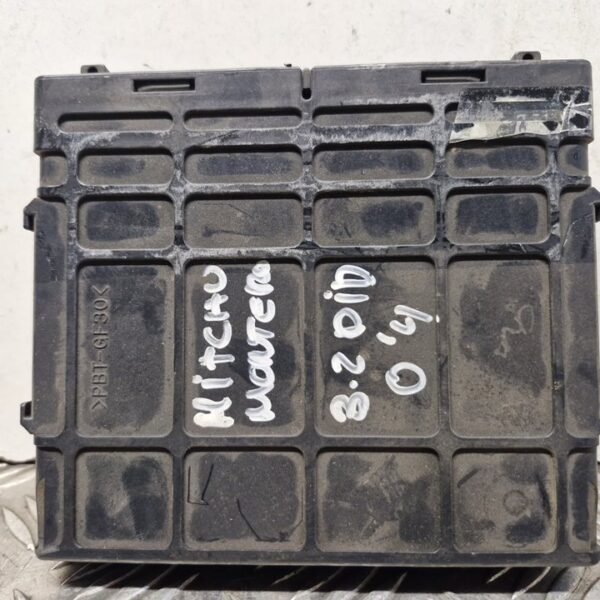 CENTRALITA MOTOR UCE MITSUBISHI MONTERO (V60/V70) [MK369406]