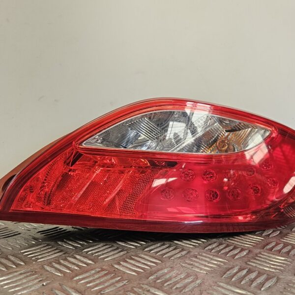 PILOTO TRASERO DERECHO MAZDA 2 BERLINA (DE) [D65151150]