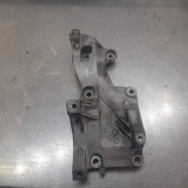 SOPORTE ALTERNADOR SEAT CORDOBA BERLINA (6L2) [045903143E]