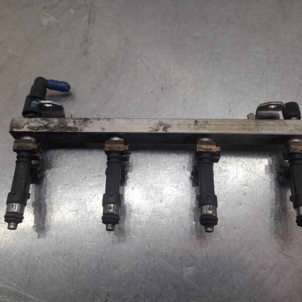 RAMPA INYECTORA OPEL ASTRA H BERLINA [0280158501]