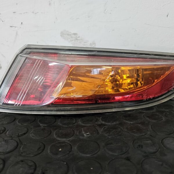 PILOTO TRASERO DERECHO HONDA CIVIC 5 PUERTAS (FK) [22016721]