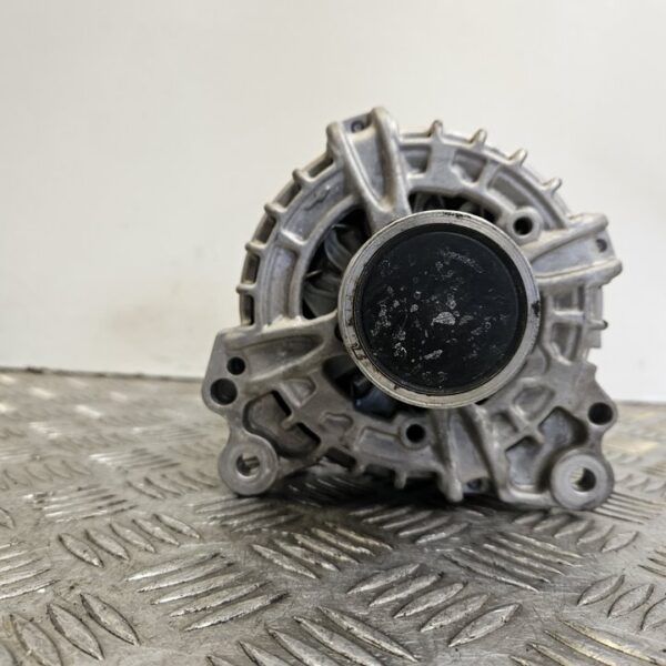 ALTERNADOR VOLKSWAGEN POLO VI (AE1) [05E903027]