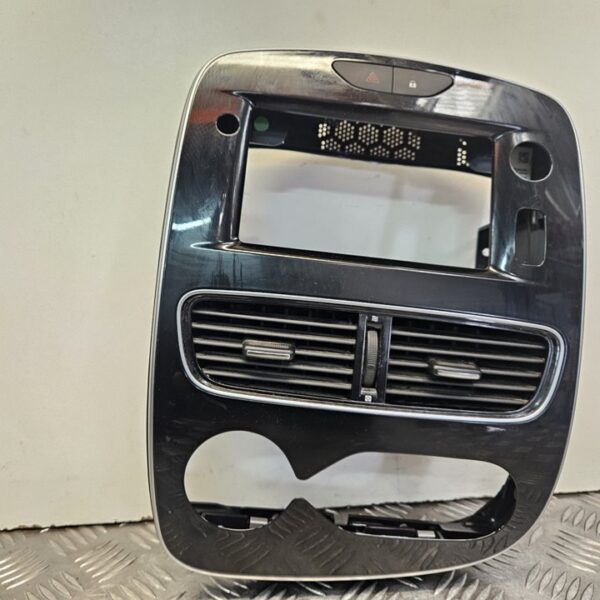 NO IDENTIFICADO RENAULT CLIO IV GRANDTOUR [682607336R]