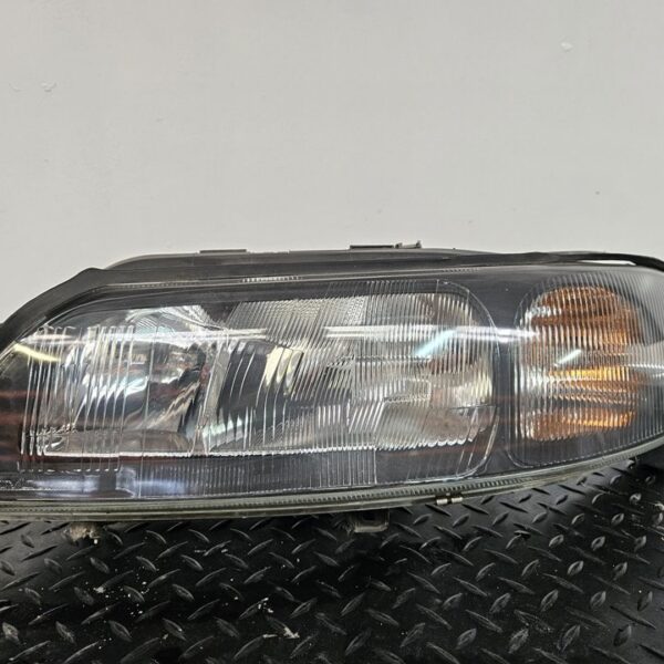 FARO IZQUIERDO VOLVO S60 BERLINA [20A434B]