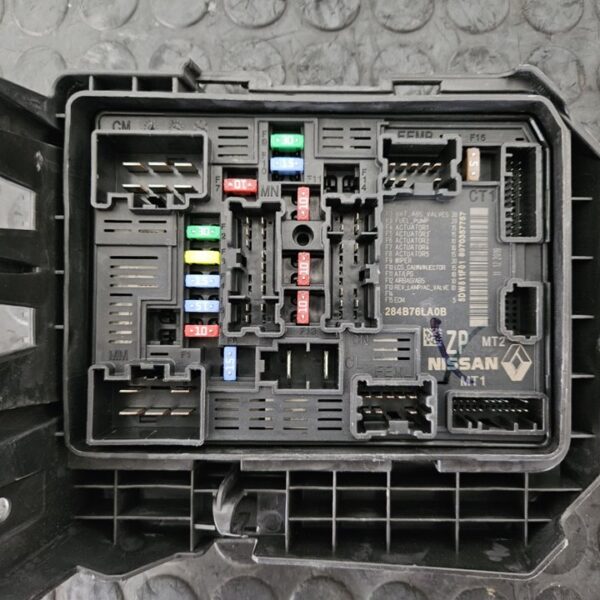 CAJA RELES / FUSIBLES NISSAN JUKE (F16) [284C03643R]