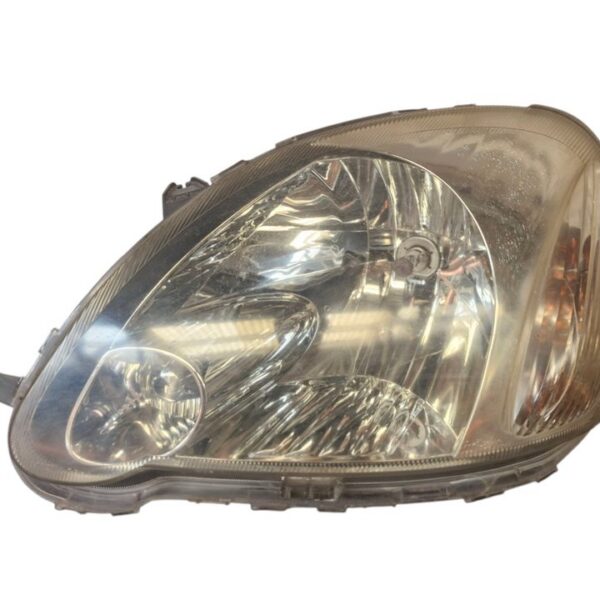 FARO IZQUIERDO TOYOTA YARIS (KSP9/SCP9/NLP9) [811700D011]