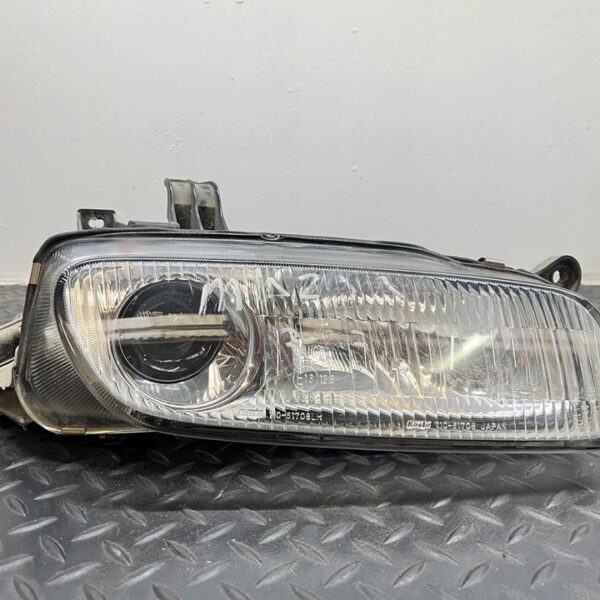 FARO DERECHO MAZDA 323 C/F/S BERLINA (BA) [11061708]