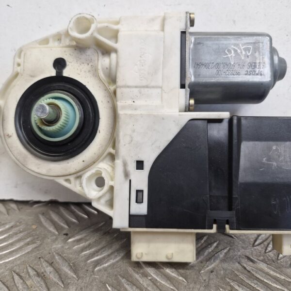 MOTOR ELEVALUNAS DELANTERO DERECHO CITROEN C5 BERLINA [9649304080]