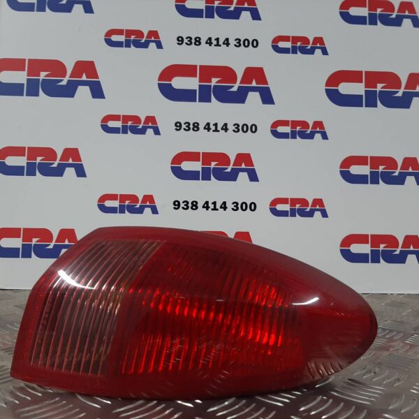 PILOTO TRASERO DERECHO ALFA ROMEO 147 (190) [46556347]