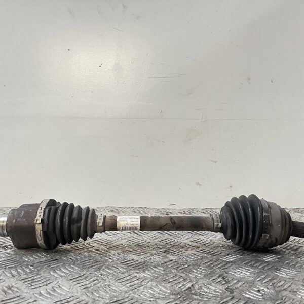 TRANSMISION DELANTERA IZQUIERDA FORD FIESTA (CNN) [CV173B437BD]