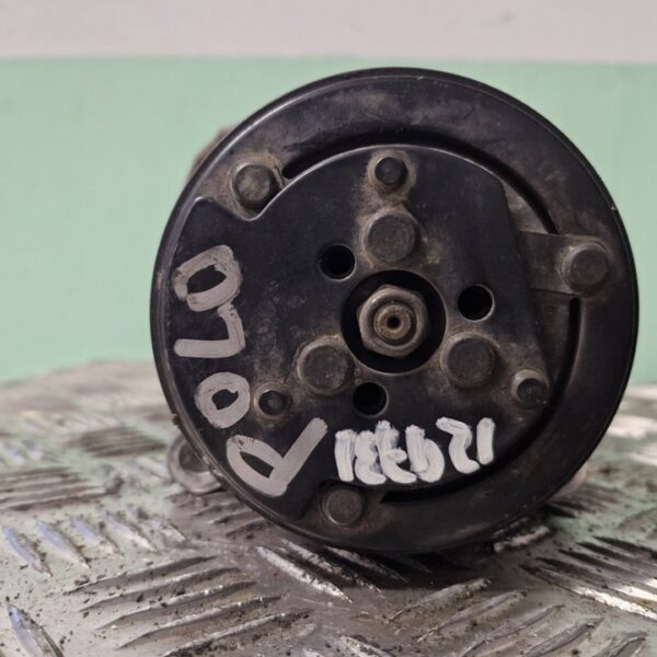 COMPRESOR AIRE ACONDICIONADO VOLKSWAGEN POLO III CLASSIC (6V2) [6N0820803A]