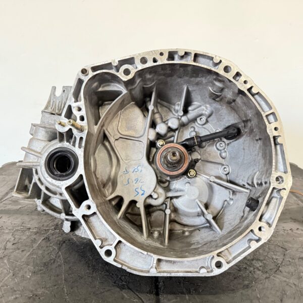 CAJA CAMBIOS RENAULT MEGANE II BERLINA 3P [ND0001]