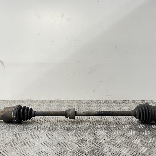 TRANSMISION DELANTERA DERECHA MITSUBISHI COLT CZ3 BERL. 3 (Z30) [4A90]