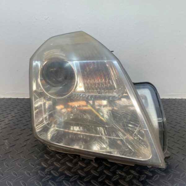 FARO DERECHO RENAULT VEL SATIS (BJ0) [8200014358]