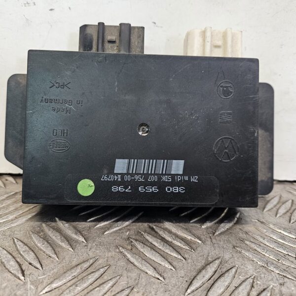 CENTRALITA CIERRE VOLKSWAGEN PASSAT BERLINA (3B2) [3B0959798]