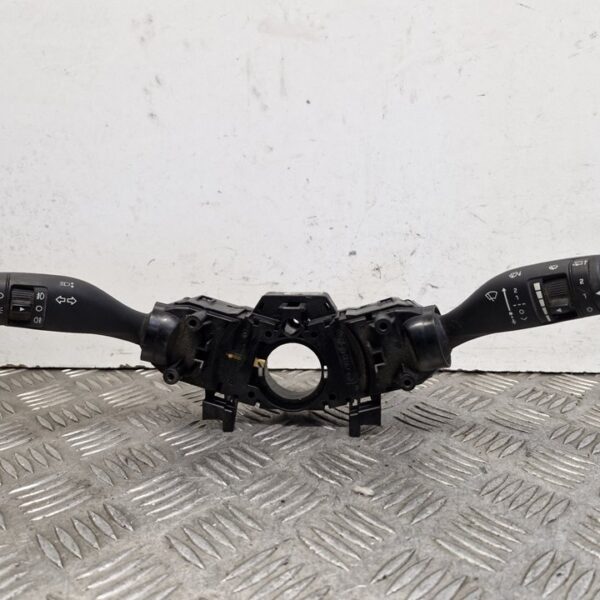 MANDO MULTIFUNCION HYUNDAI I20 (GB) [299141440]