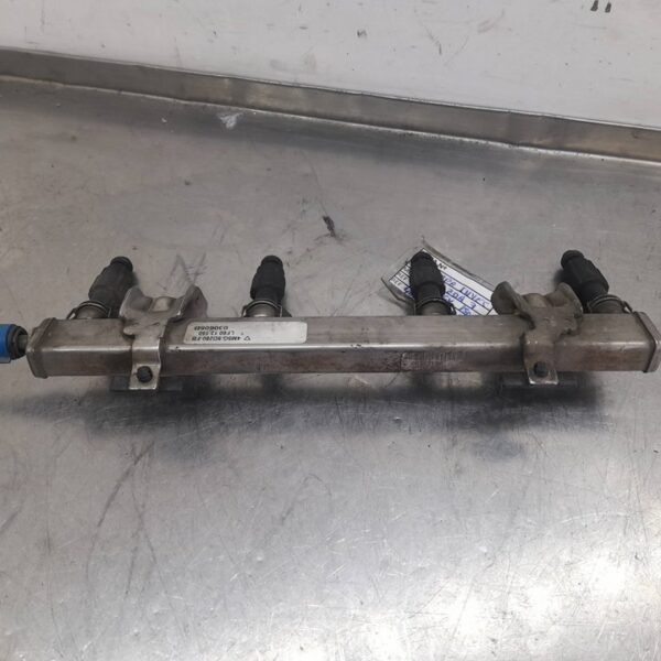 RAMPA INYECTORA MAZDA 3 BERLINA (BK) [4M5G9D280FB]