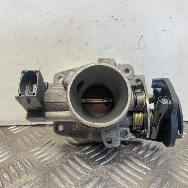 CAJA MARIPOSA FORD FIESTA BERLINA (DX) [96BFFA]