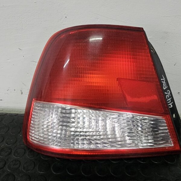 PILOTO TRASERO IZQUIERDO HYUNDAI ACCENT (LC) [SIN REF]