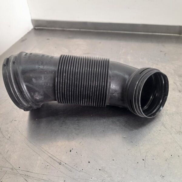 TUBO VOLKSWAGEN T-ROC (A11) [5Q0129684D]