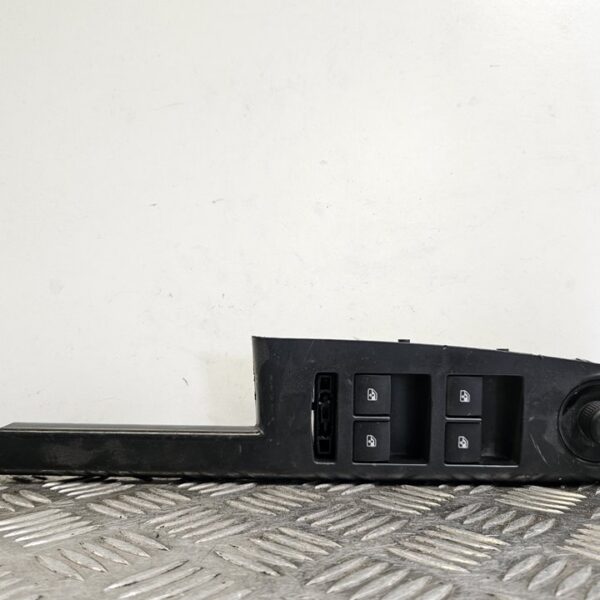 MANDO ELEVALUNAS DELANTERO IZQUIERDO CHEVROLET AVEO HATCHBACK [95460071]