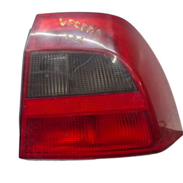 PILOTO TRASERO DERECHO OPEL VECTRA B BERLINA [62145]