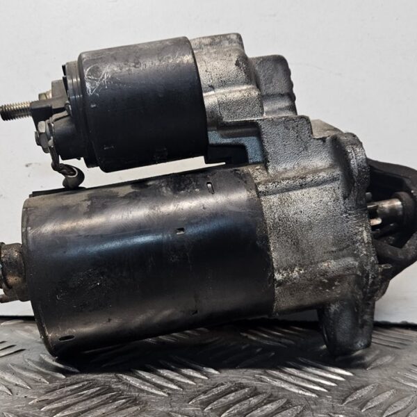 MOTOR ARRANQUE VOLKSWAGEN PASSAT BERLINA (3B3) [06B911023]