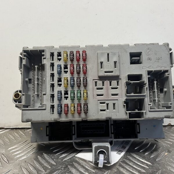 CAJA RELES / FUSIBLES FIAT I DOBLÒ (119) [46812228NPL]