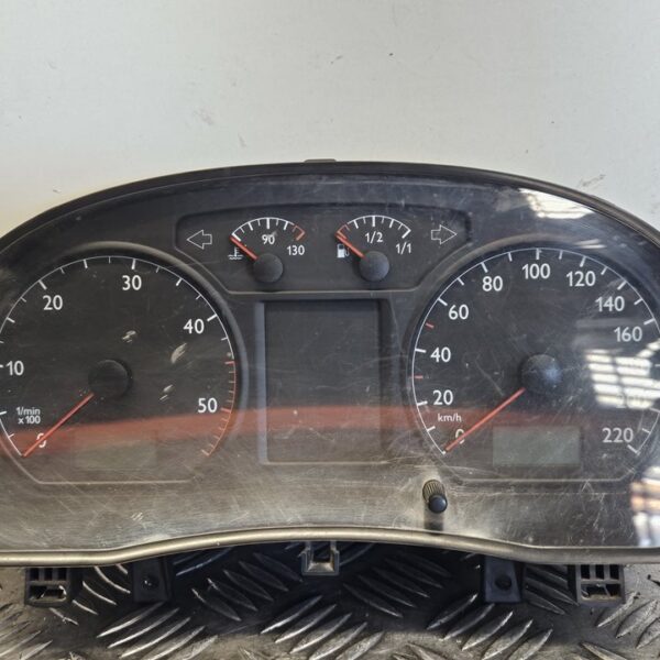 CUADRO INSTRUMENTOS VOLKSWAGEN POLO IV (9N1) [6Q0920820L]