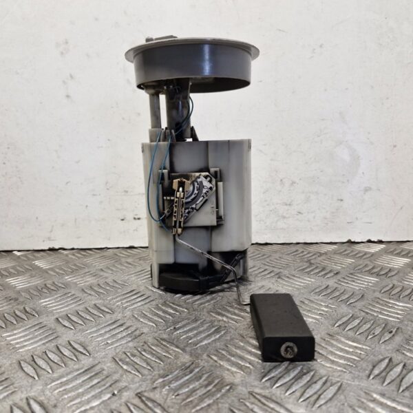 AFORADOR VOLKSWAGEN GOLF IV BERLINA (1J1)(10.1997) [1J0919183F]