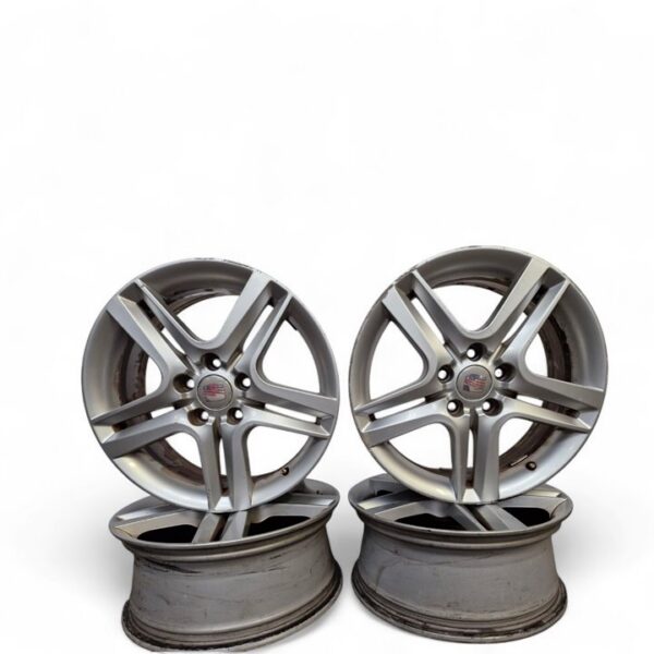 JUEGO LLANTAS SEAT LEON (1P1) [5P0601025L]