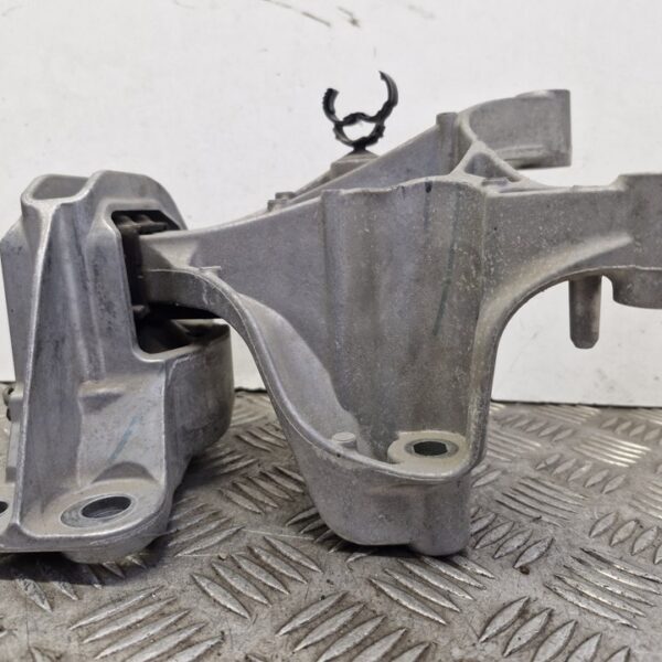 SOPORTE MOTOR DERECHO NISSAN JUKE (F16) [112325208R]