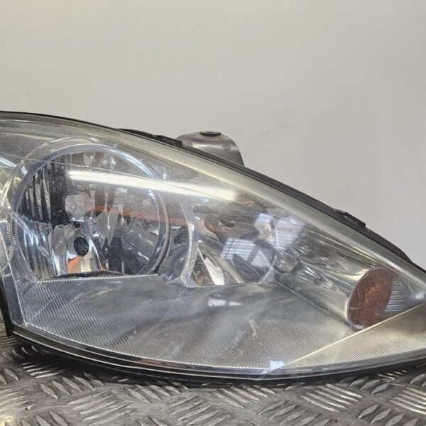 FARO DERECHO FORD FOCUS BERLINA (CAP) [2M5113W029BF]