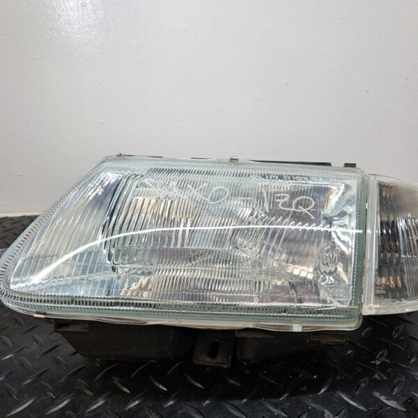 FARO IZQUIERDO CITROEN SAXO [9633896180]