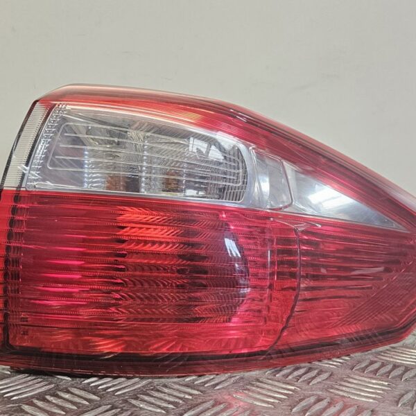 PILOTO TRASERO DERECHO FORD C-MAX (CB7) [AM5113404BF]