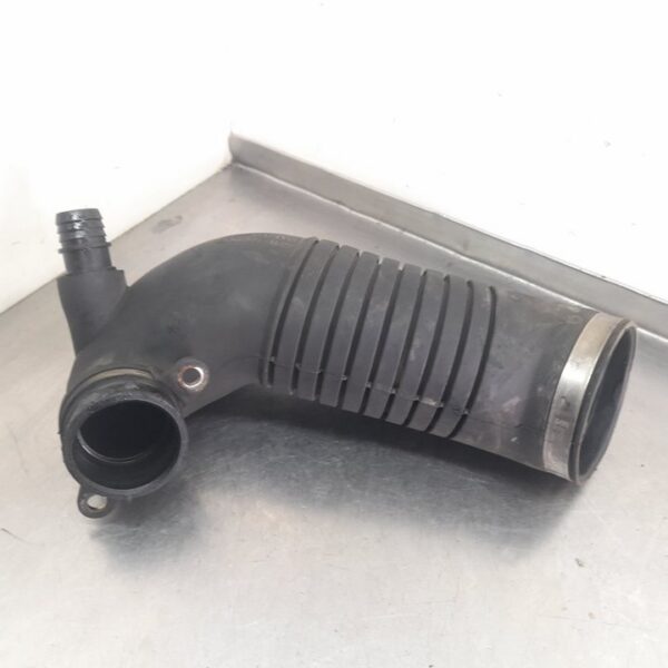 TUBO VOLKSWAGEN PASSAT BERLINA (3B3) [8D0129615K]