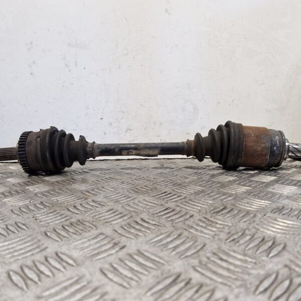 TRANSMISION DELANTERA IZQUIERDA   [SIN REF]