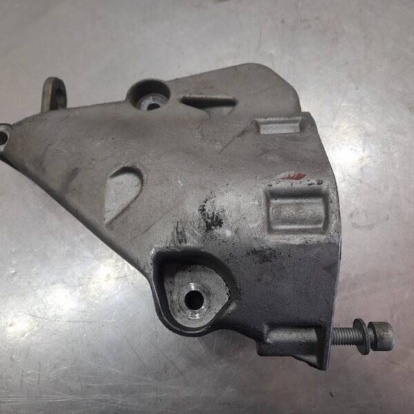 SOPORTE MOTOR VOLKSWAGEN POLO IV (9N3) [045199207M]