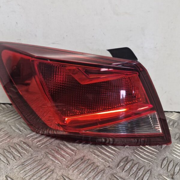 PILOTO TRASERO IZQUIERDO SEAT LEON (5F1) [5F0945095D]