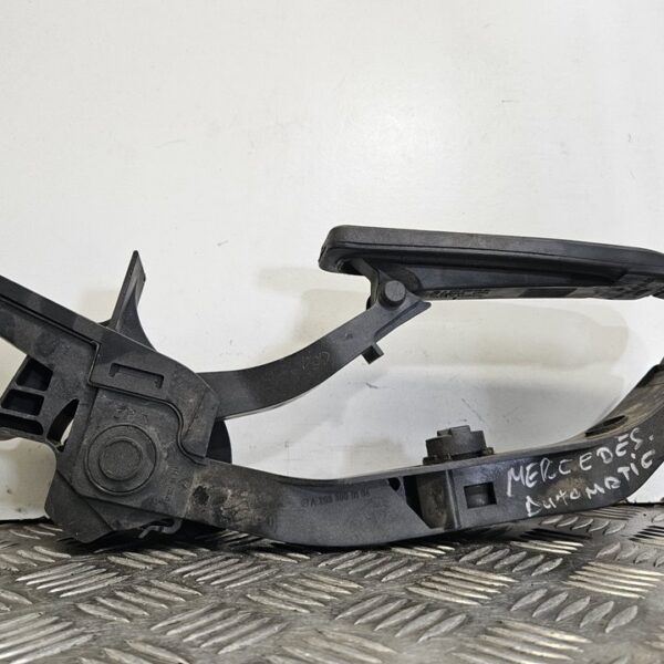 POTENCIOMETRO PEDAL MERCEDES-BENZ CLASE C (BM 203) BERLINA [A2033000104]