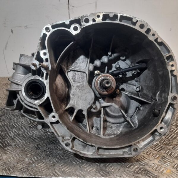 CAJA CAMBIOS NISSAN PRIMERA BERLINA (P12) [ND0102]