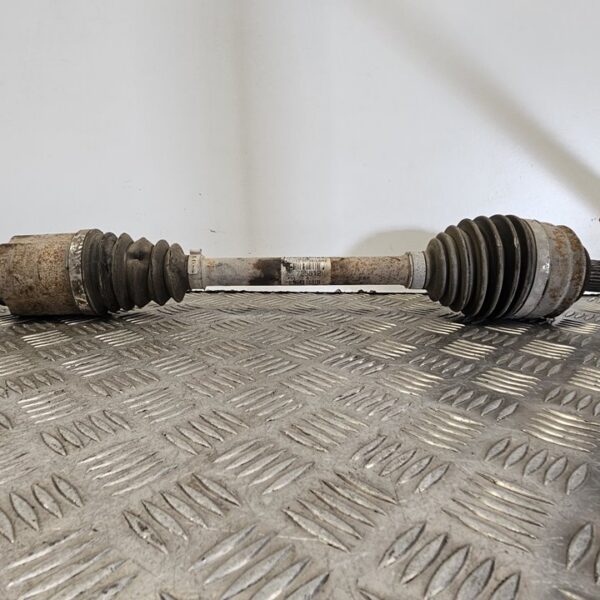 TRANSMISION DELANTERA IZQUIERDA RENAULT SCENIC III (JZ) [8200725512]