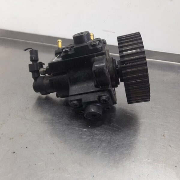 BOMBA INYECCION OPEL VECTRA C BERLINA [0445010097]