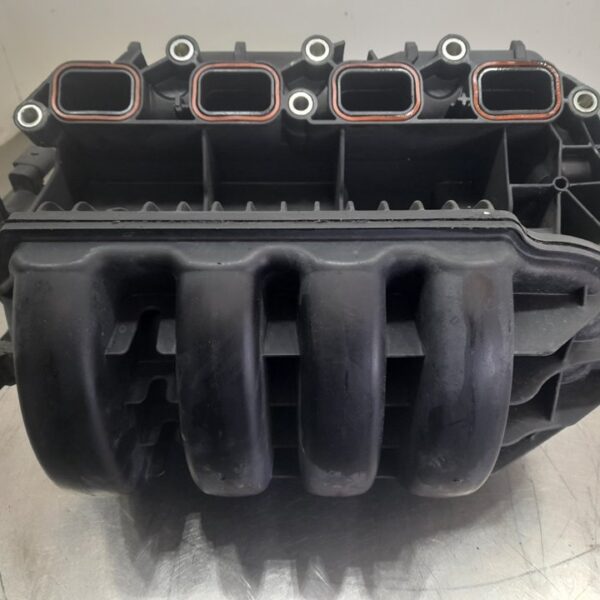 COLECTOR ADMISION VOLKSWAGEN GOLF V (1K1)(10.2003) [03C123711F]