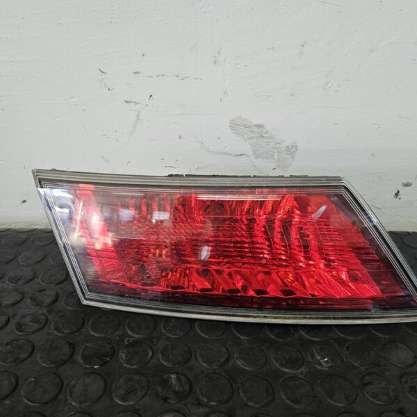 PILOTO TRASERO IZQUIERDO INTERIOR HONDA CIVIC 5 PUERTAS (FK) [22616721]