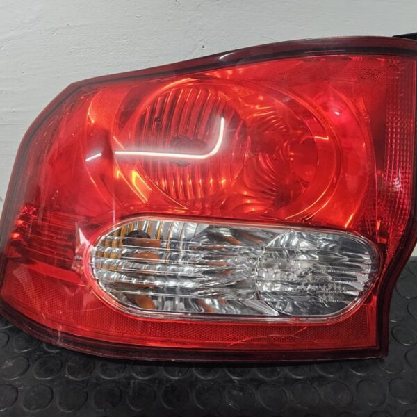 PILOTO TRASERO IZQUIERDO SSANGYONG ACTYON [8360131014]