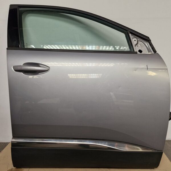 PUERTA DELANTERA DERECHA PEUGEOT 5008 [SIN REF]