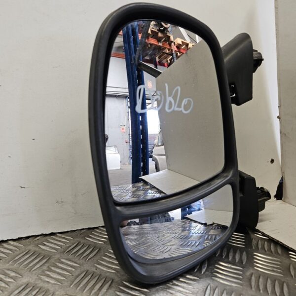 RETROVISOR IZQUIERDO OPEL VIVARO [026305]